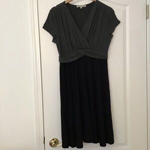 (Like New) Kimi +Kai Sarah Faux Wrap Maternity/Nursing Dress